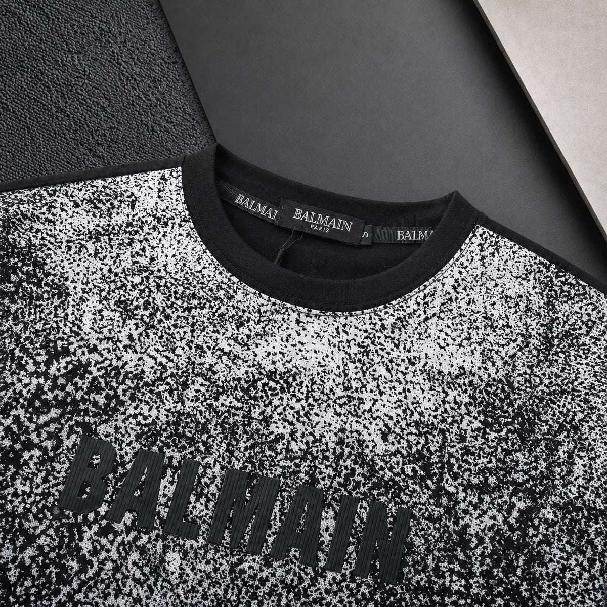 BALMAIN بلوزة كم خفيف دبل فيس صيني (10 حبات)